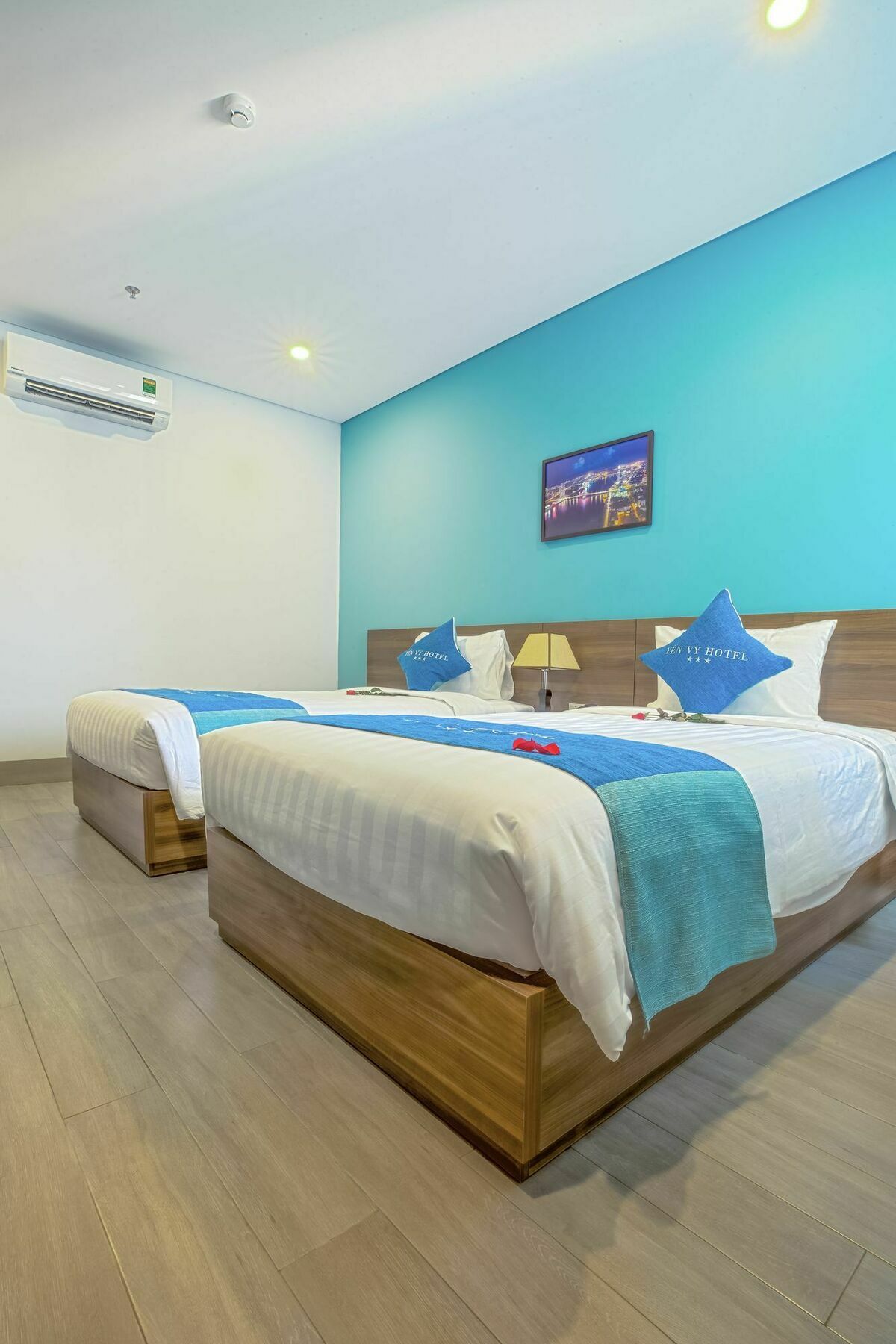 Yen Vy Hotel And Apartment Da Nang Exterior photo